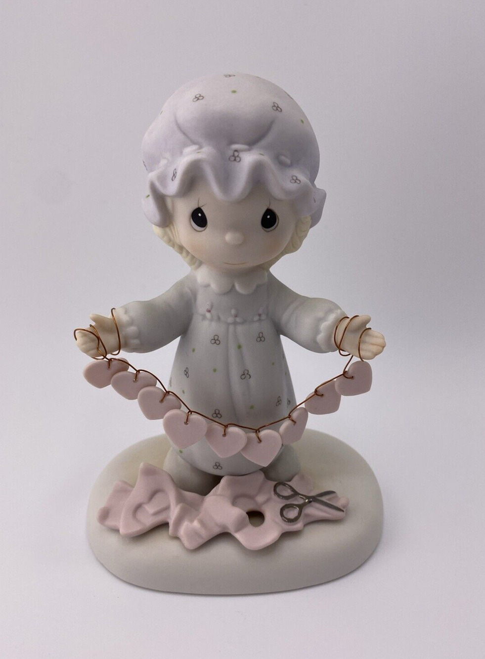 Precious Moments Figurine You Have Touched So Many Hearts 1991 Enesco #527661 A3